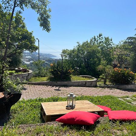 Villa In Collina Vista Mare Sanremo Bagian luar foto